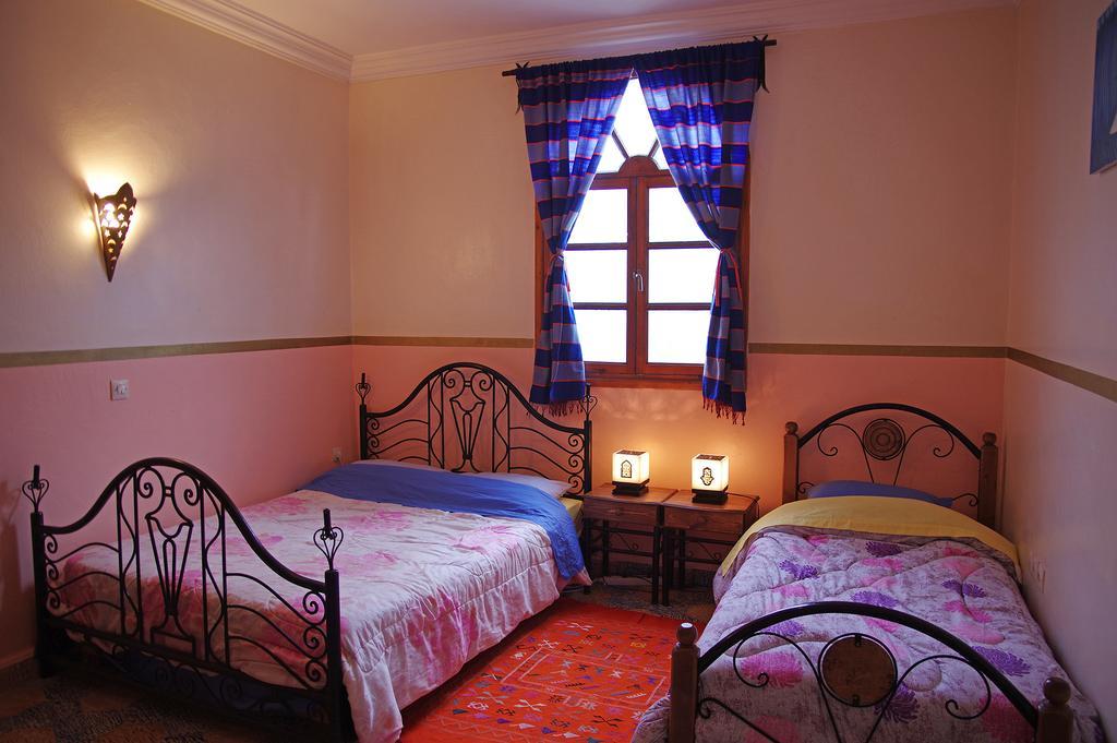 Zen Surf Beach House Hotel Аурир Екстериор снимка