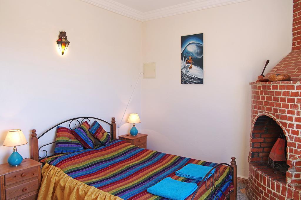 Zen Surf Beach House Hotel Аурир Екстериор снимка
